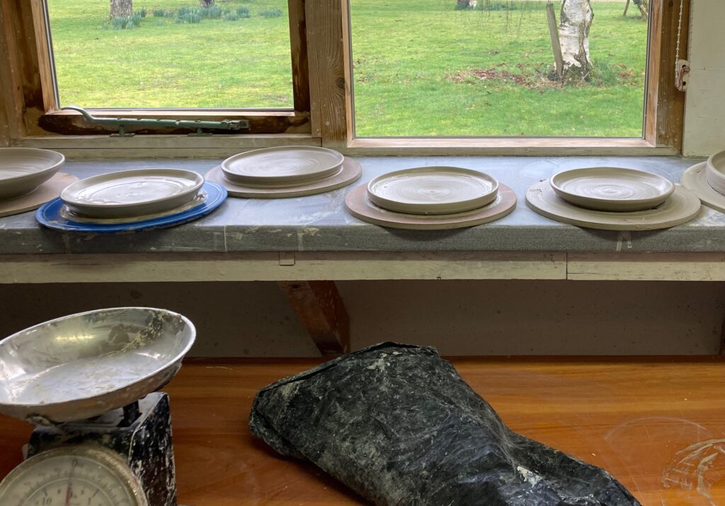 Plates on wheel bats